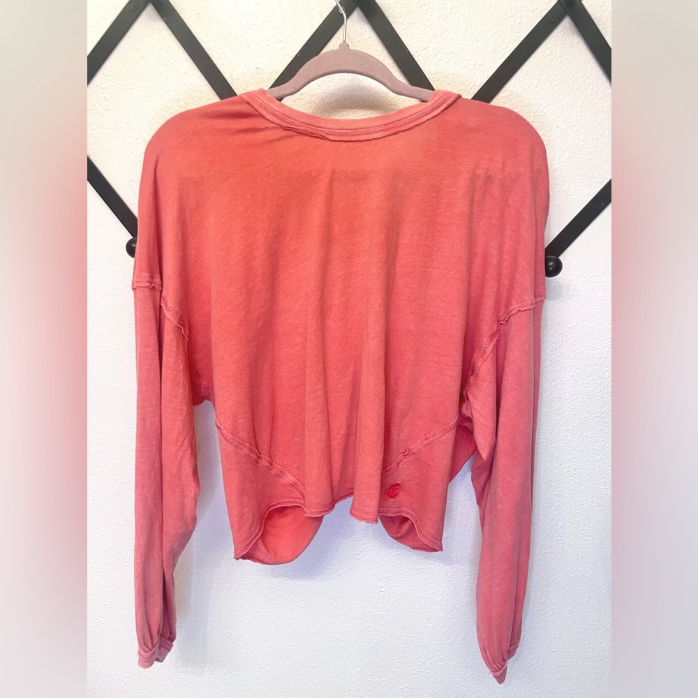 Free People Movement | Moon Rising Long Sleeve Twist Back Top || Lipstick Pink - Picture 4 of 6